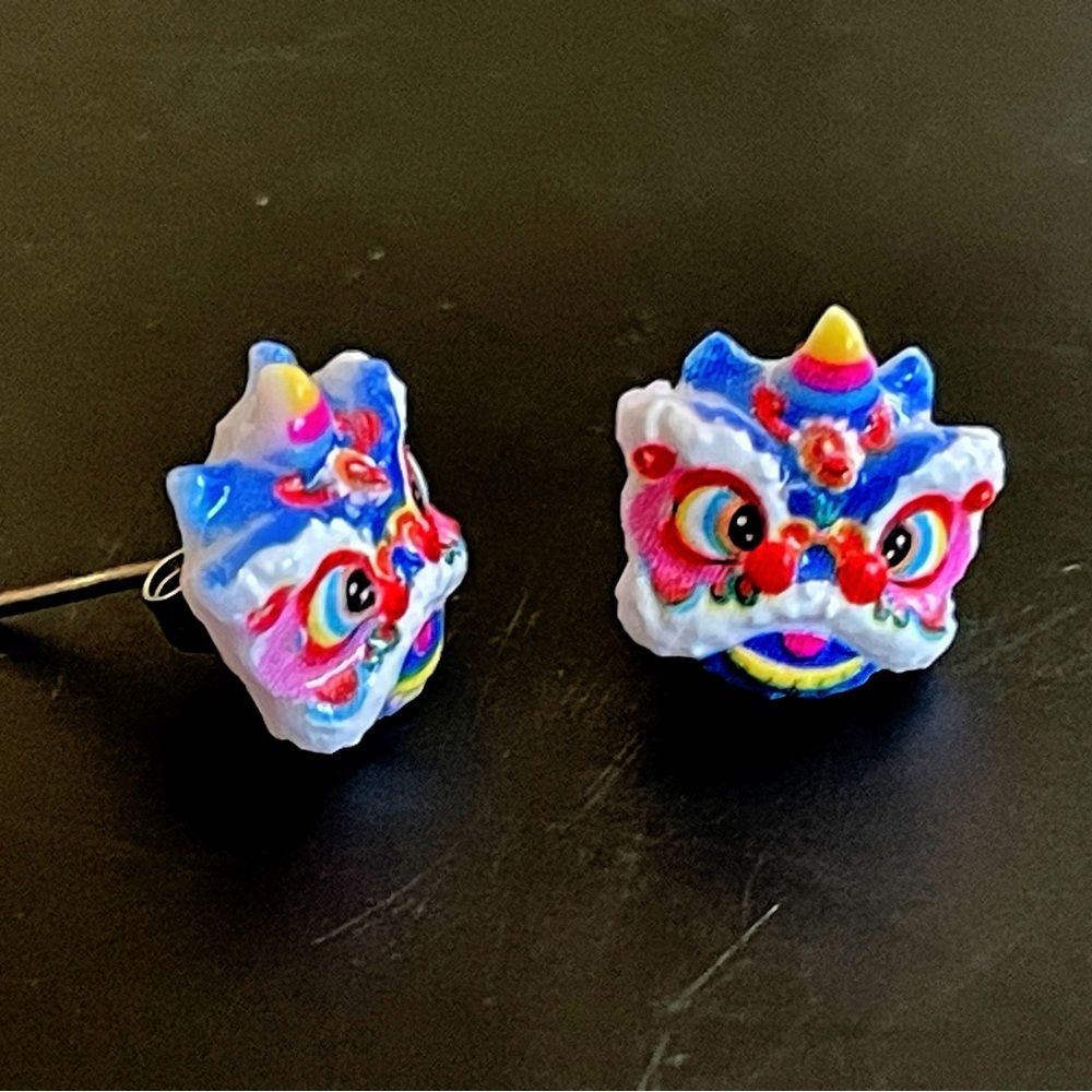 Colorful Chinese Lion lucky blue stud Dragon Mask Earrings cute small gift new